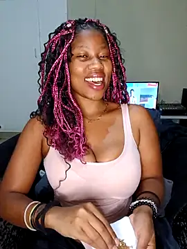 PerfectionBerrie online show from November 2025 03:52:02 PM