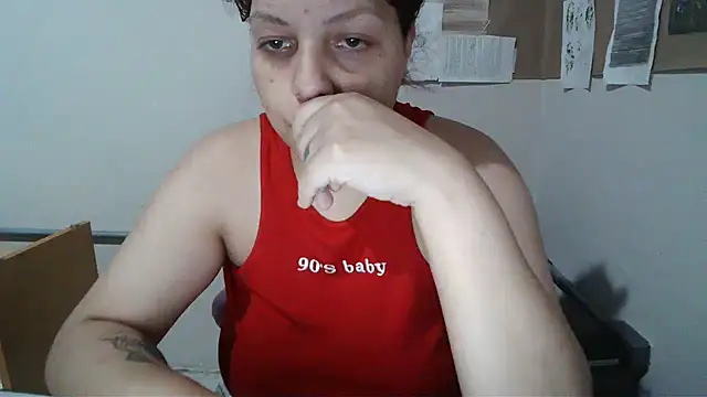 Snapshot of bbyedarling chatting on February 2026 01:57:02 AM bbyedarling online show from February 2026 01:57:02 AM