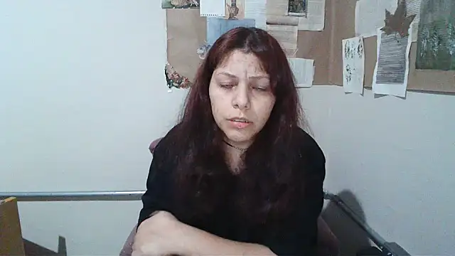 Snapshot of bbyedarling chatting on February 2026 02:54:01 AM bbyedarling online show from February 2026 02:54:01 AM