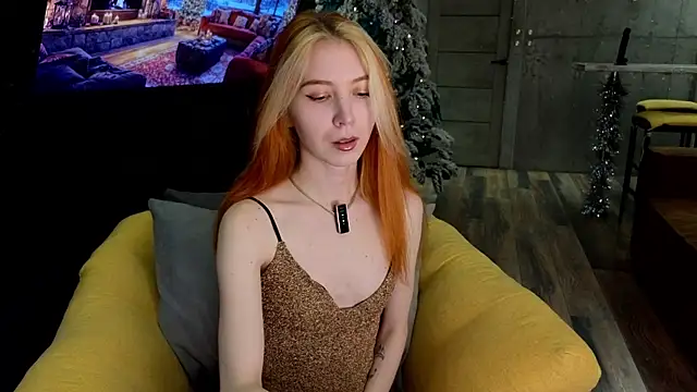 Snapshot of izi-fox chatting on December 2024 03:13:02 PM izi-fox online show from December 2024 03:13:02 PM