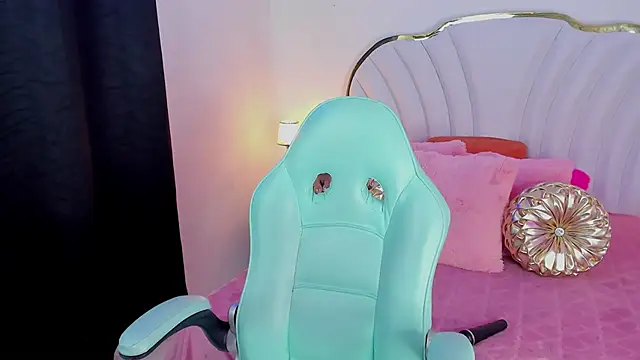 EmmaCrush online show from February 2025 10:34:02 PM