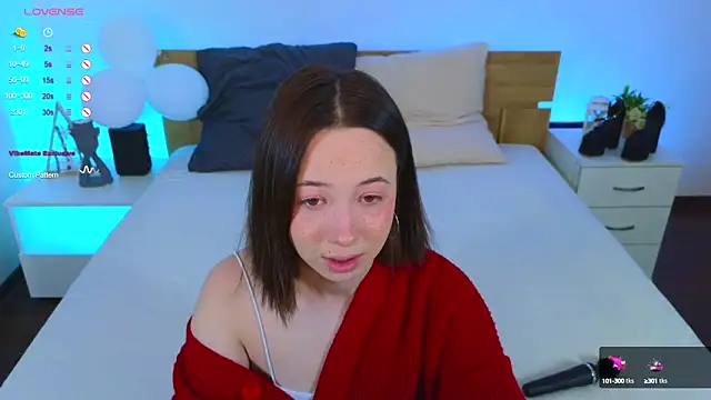 Hayle Hill online show from March 2025 02:10:01 AM