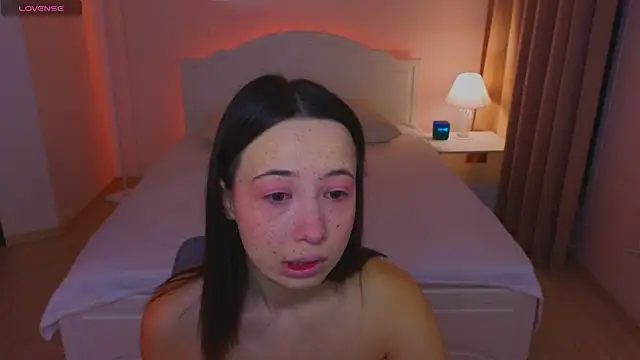 Hayle Hill online show from November 2025 01:48:02 AM