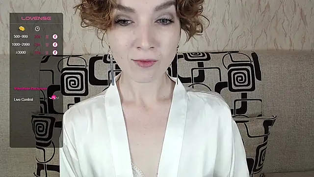 TinaWince online show from October 2025 04:53:02 AM