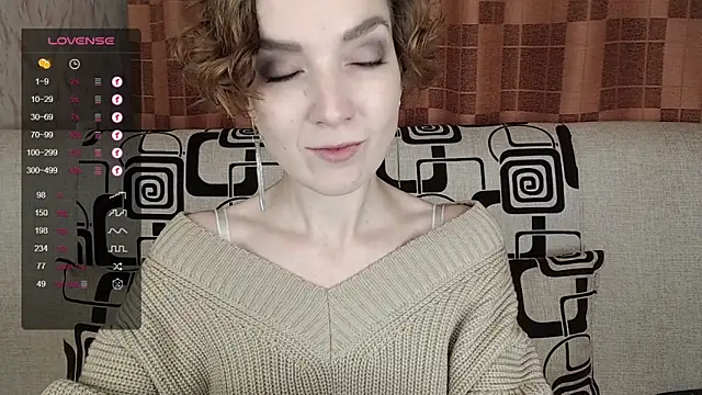 Snapshot of TinaWince chatting on November 2025 04:47:01 AM TinaWince online show from November 2025 04:47:01 AM