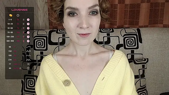 Snapshot of TinaWince chatting on November 2025 04:55:01 AM TinaWince online show from November 2025 04:55:01 AM