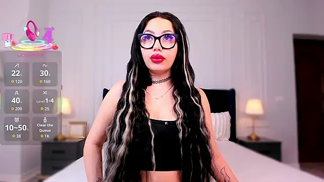 Snapshot of LisaRaee chatting on February 2026 05:23:01 AM LisaRaee online show from February 2026 05:23:01 AM