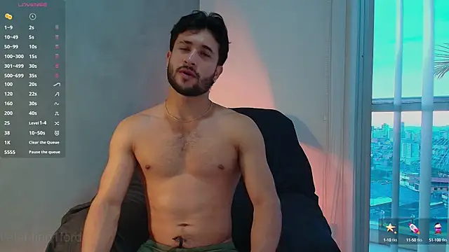 Snapshot of Valentinoford chatting on March 2025 10:58:02 PM Valentinoford online show from March 2025 10:58:02 PM