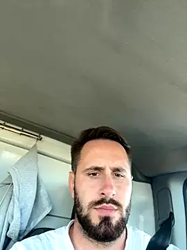 GeoGeorgee online show from September 2025 03:03:01 PM