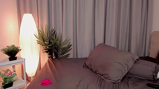 sexntease online show from February 2025 08:53:01 PM