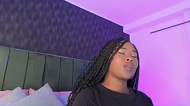 Anneth  M online show from December 2024 07:37:02 PM