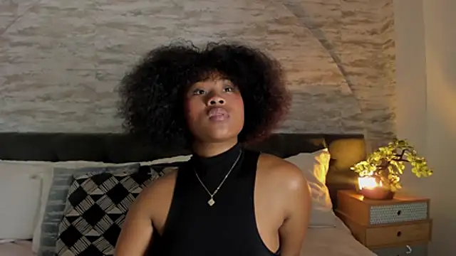 Anneth  M online show from December 2025 07:43:01 PM