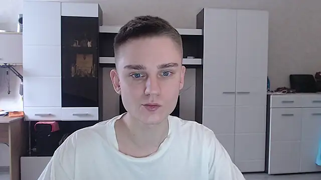 angryzan online show from January 2025 07:07:01 AM