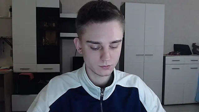 angryzan online show from February 2025 07:07:02 AM