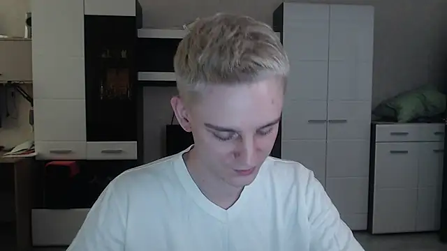 angryzan online show from February 2025 07:34:02 AM