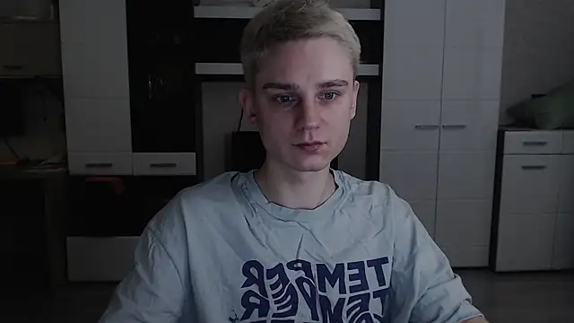 angryzan online show from February 2025 04:32:02 AM