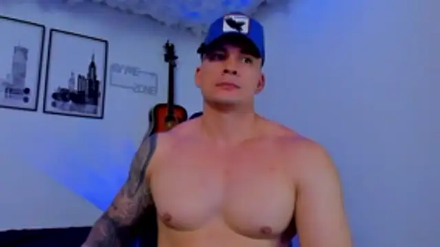 seancarreraa online show from May 2026 08:57:02 PM