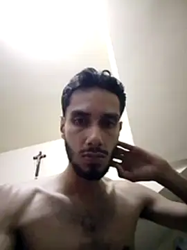 jhon01000 online show from June 2026 04:58:02 AM