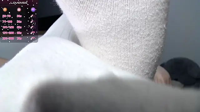 MakiimaStar online show from October 2025 04:42:01 AM