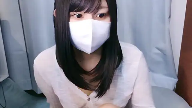 YUTSU KI online show from April 2026 03:40:02 PM