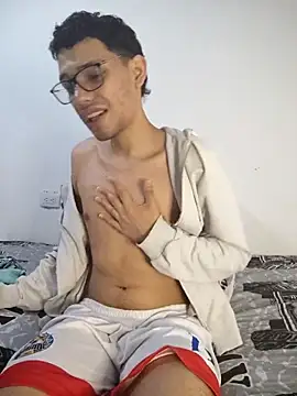 Diego-Monsalve online show from March 2025 06:01:01 PM