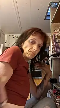 whitetrashdirtyslut online show from June 2026 12:07:02 PM
