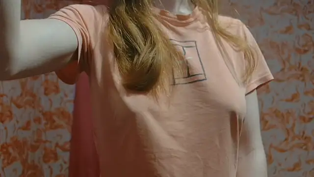 strawberrysmoothie online show from February 2025 11:06:02 PM