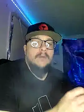 Snapshot of Spunonymous chatting on February 2025 02:41:01 AM Spunonymous online show from February 2025 02:41:01 AM