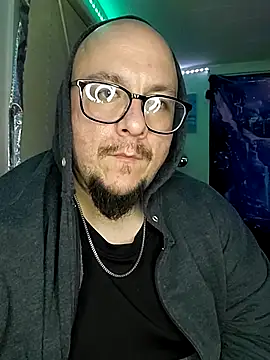 Snapshot of Spunonymous chatting on February 2025 04:09:02 AM Spunonymous online show from February 2025 04:09:02 AM