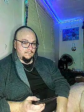 Snapshot of Spunonymous chatting on February 2025 11:27:01 AM Spunonymous online show from February 2025 11:27:01 AM