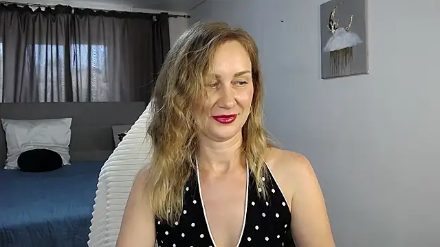 Snapshot of Vanessa_Nowak chatting on June 2026 01:31:01 PM Vanessa Nowak online show from June 2026 01:31:01 PM