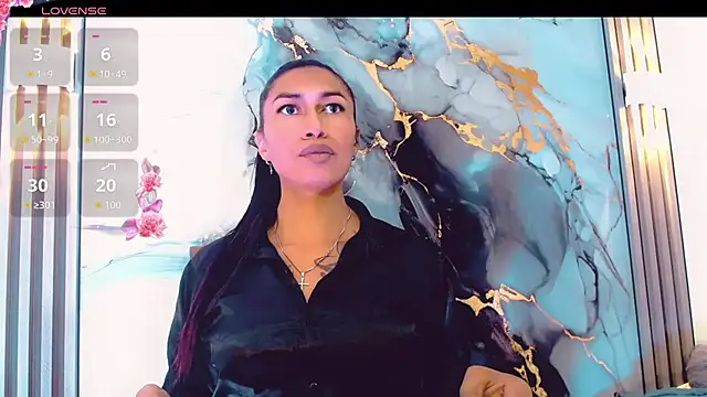 Snapshot of khiara_moretti chatting on December 2025 07:21:01 PM khiara moretti online show from December 2025 07:21:01 PM