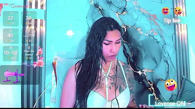 Snapshot of khiara_moretti chatting on January 2026 11:37:02 AM khiara moretti online show from January 2026 11:37:02 AM