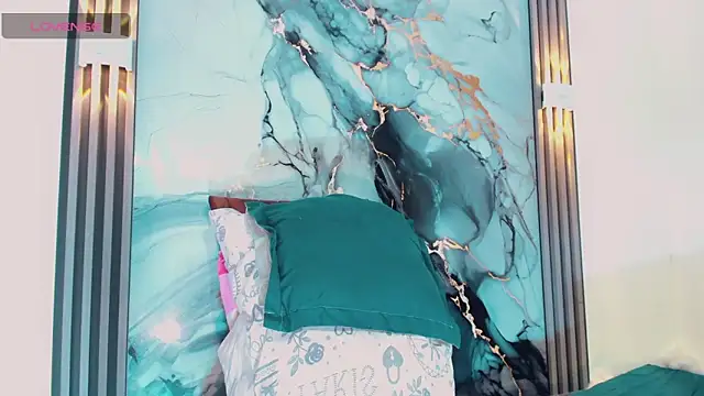 Snapshot of khiara_moretti chatting on February 2026 11:37:02 AM khiara moretti online show from February 2026 11:37:02 AM