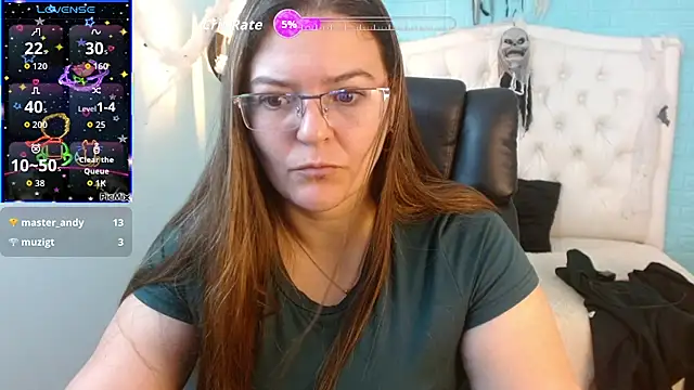 MsJossie online show from October 2025 04:48:01 AM