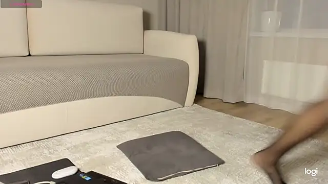 AmelinaLove online show from December 2025 01:55:02 AM