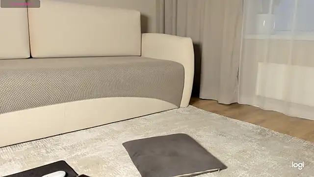 AmelinaLove online show from December 2025 02:17:01 AM