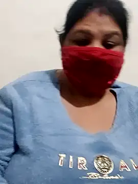 Snapshot of Shoni__ chatting on December 2024 05:34:01 PM Shoni online show from December 2024 05:34:01 PM