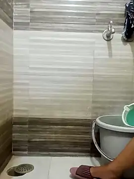 Snapshot of Shoni__ chatting on December 2024 07:56:02 AM Shoni online show from December 2024 07:56:02 AM