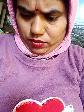 Snapshot of Shoni__ chatting on January 2026 05:35:02 AM Shoni online show from January 2026 05:35:02 AM