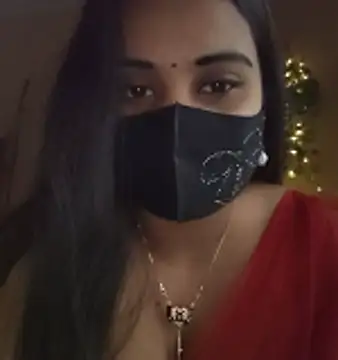 Snapshot of SimaRoy- chatting on December 2025 01:14:02 AM SimaRoy- online show from December 2025 01:14:02 AM