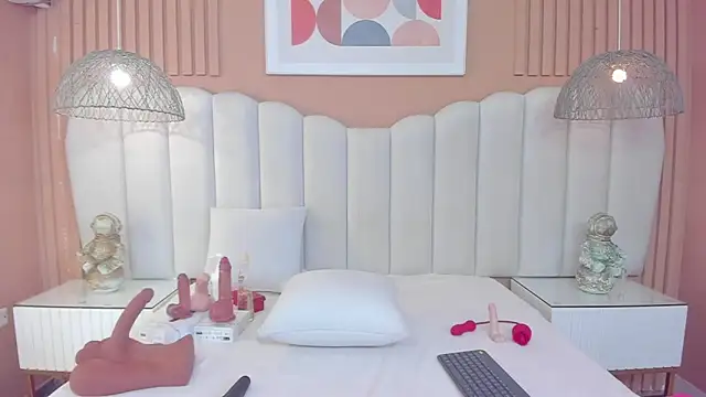 Sara Vanegas online show from December 2025 10:55:02 AM