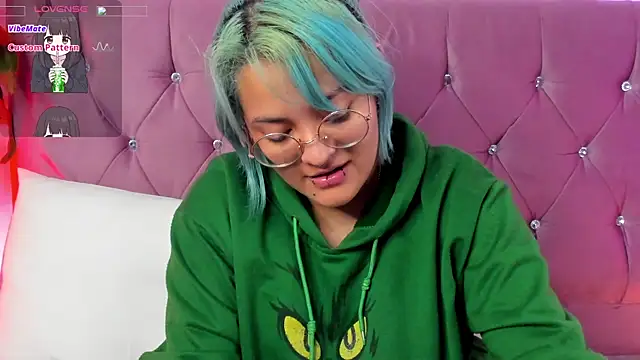 lucky-leah online show from March 2025 02:10:02 AM