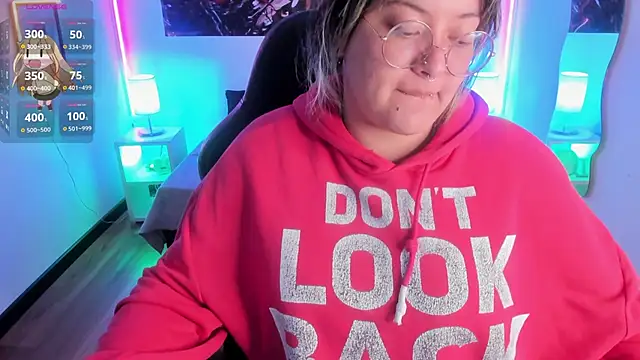 lucky-leah online show from December 2025 03:34:01 AM