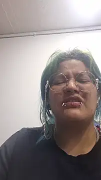 lucky-leah online show from March 2026 03:34:02 AM