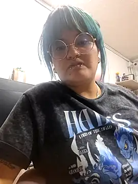 Snapshot of lucky-leah chatting on June 2026 03:49:01 AM lucky-leah online show from June 2026 03:49:01 AM