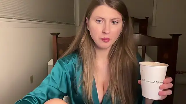 Snapshot of YUMIandbigWOLF chatting on March 2026 02:39:02 AM YUMIandbigWOLF online show from March 2026 02:39:02 AM