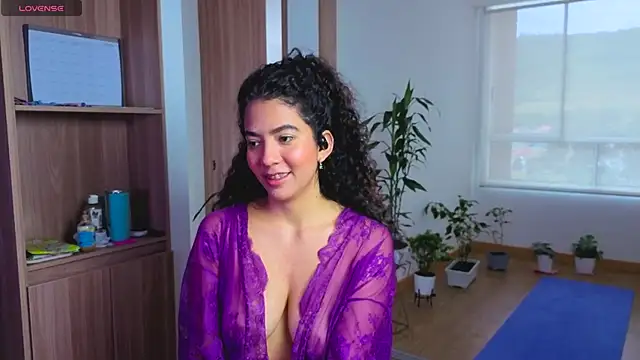 arteverena online show from June 2026 08:06:01 PM
