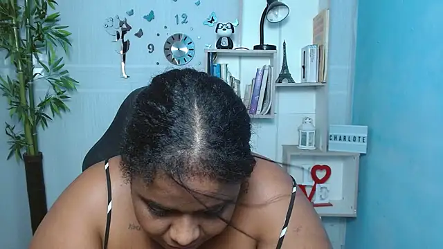 Snapshot of bbw_charlote chatting on February 2025 06:32:02 PM bbw charlote online show from February 2025 06:32:02 PM