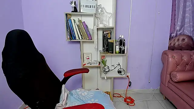 Snapshot of bbw_charlote chatting on October 2025 12:15:01 PM bbw charlote online show from October 2025 12:15:01 PM